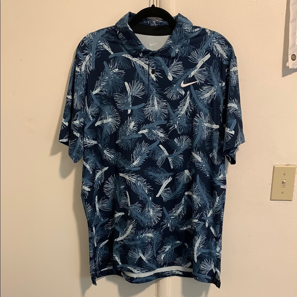 ⚡️Nike men’s golf polo tee! NWT